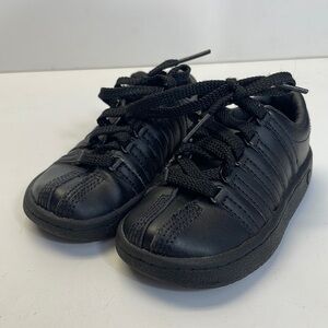 🦢 K Swiss black trainers